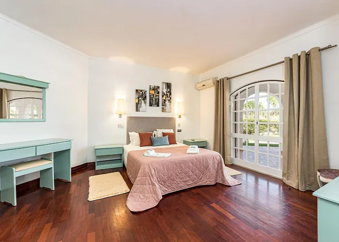 Solar Palmeiras Villa Albufeira